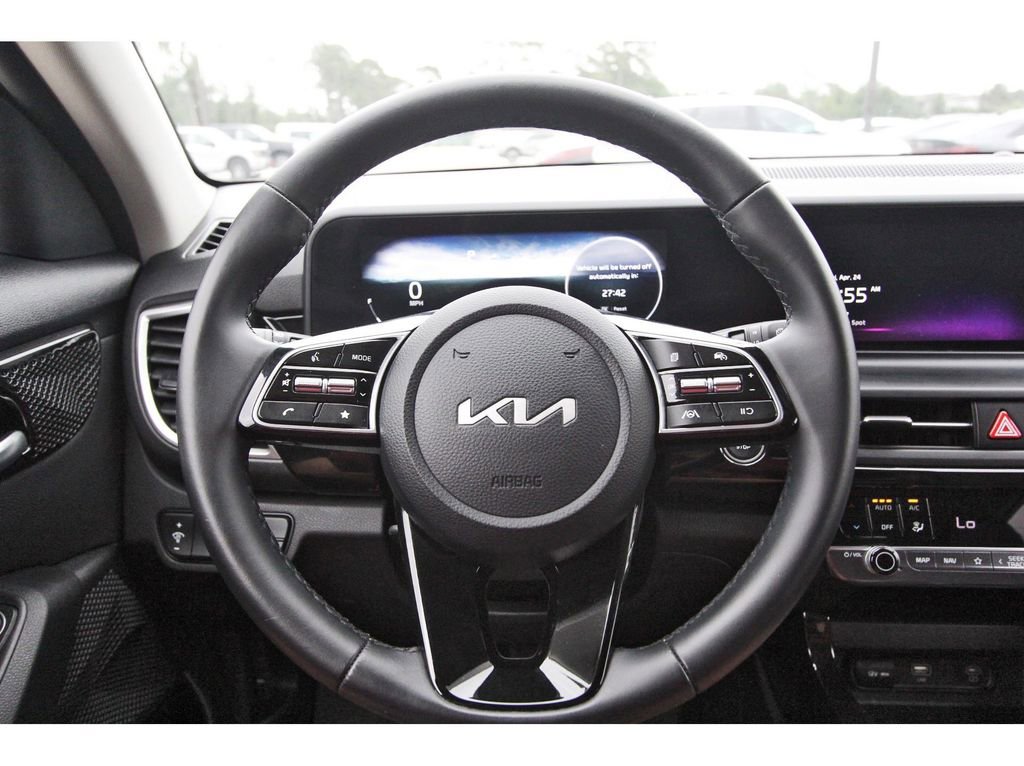 Used 2024 Kia Seltos S FWD image 14