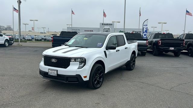 Certified 2025 Ford Maverick XLT w/ Black Appearance Package image 8