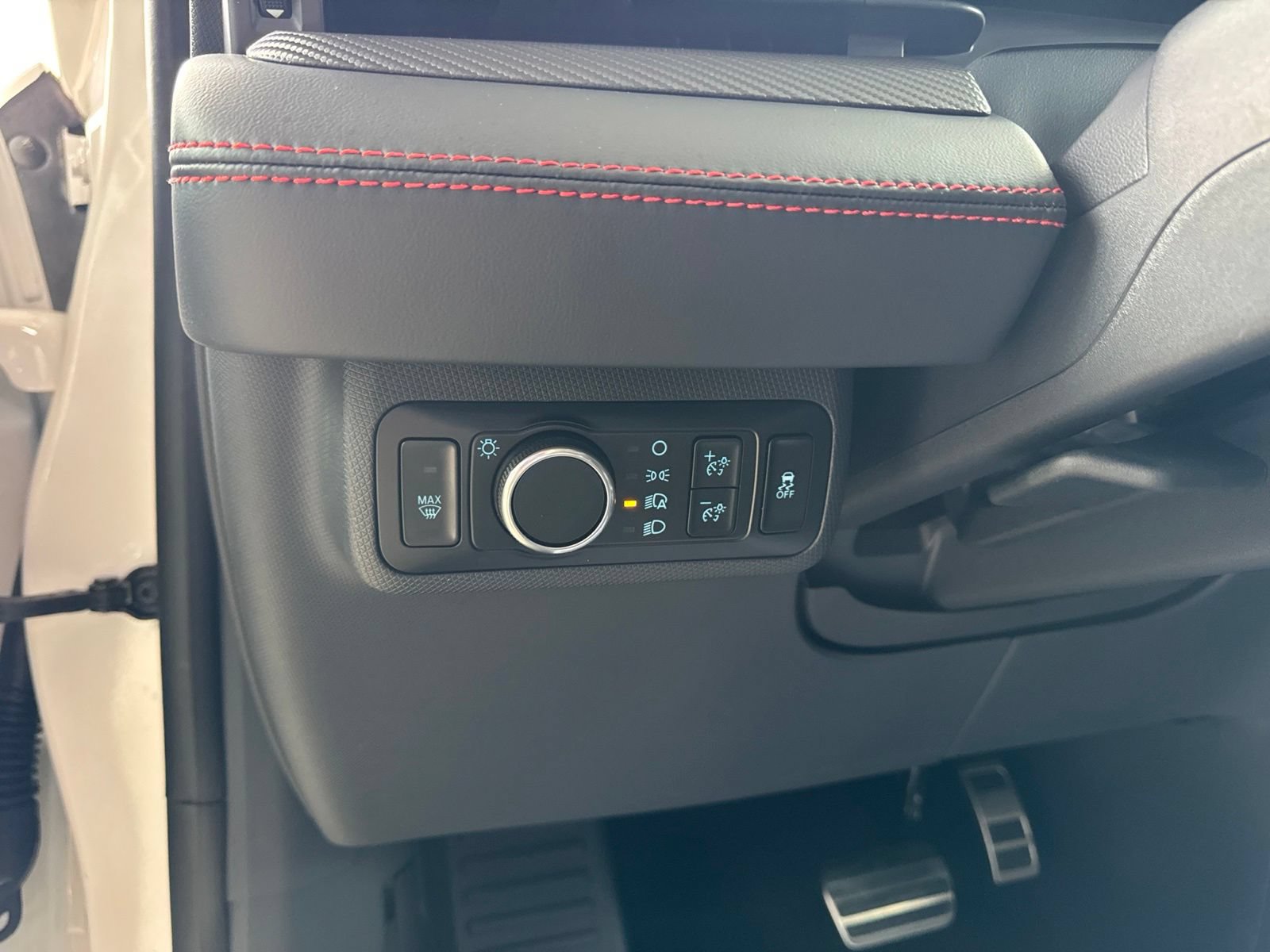 Certified 2025 Ford Mustang Mach-E Premium w/ Sport Appearance Package AWD/4WD image 27