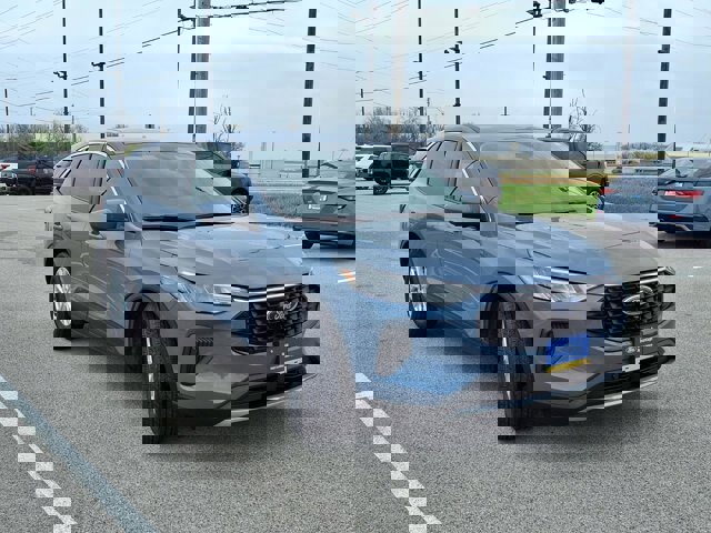 Certified 2023 Ford Escape Active w/ Tech Pack #2 image 6