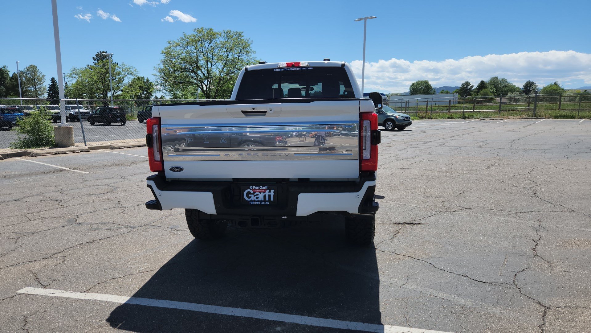 Certified 2023 Ford F350 Platinum w/ Tremor Off-Road Package AWD/4WD image 10
