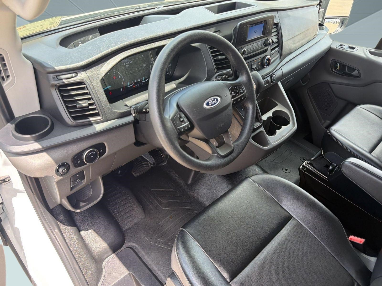 Certified 2023 Ford Transit 350 XL RWD image 4