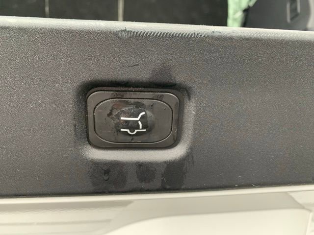 Certified 2025 Ford Expedition Active AWD/4WD image 9
