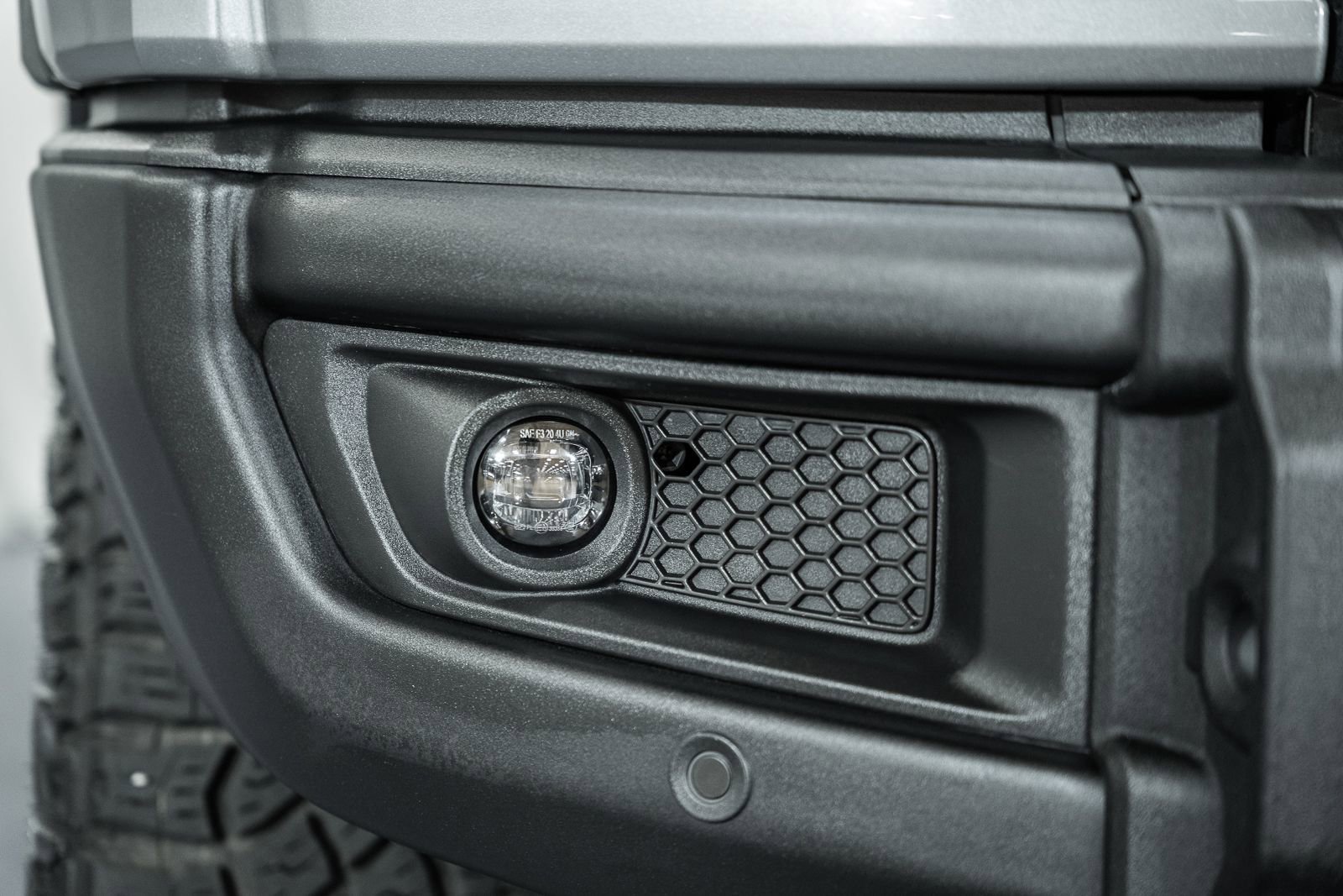 Used 2023 GMC Sierra 1500 AT4X image 10