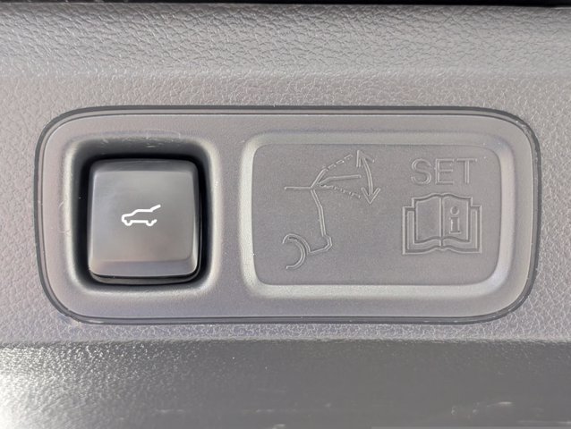 Certified 2024 Ford Expedition Limited AWD/4WD image 27