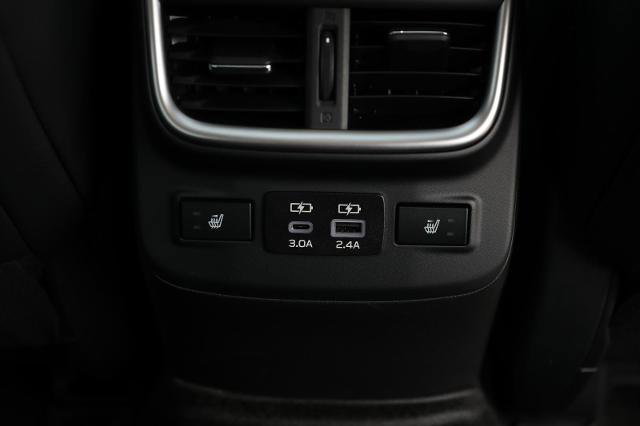 Used 2023 Subaru Outback Touring XT AWD/4WD image 39