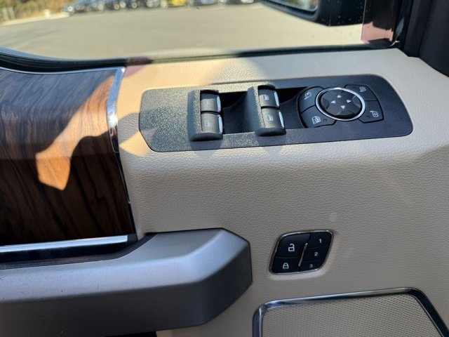 Certified 2019 Ford F150 Lariat image 12