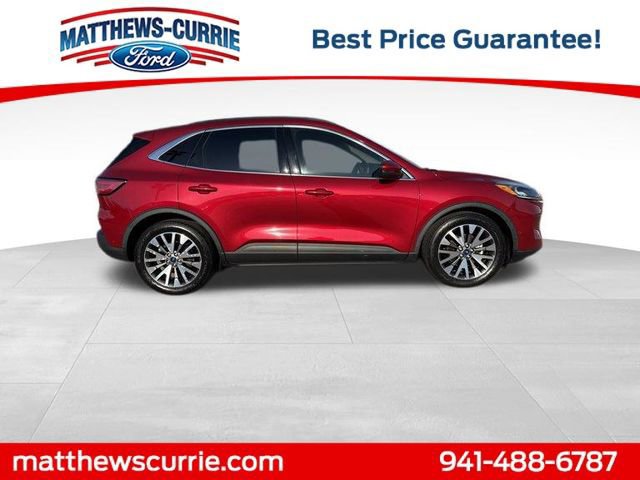 Certified 2020 Ford Escape Titanium w/ Titanium Premium Package 2.0 image 5