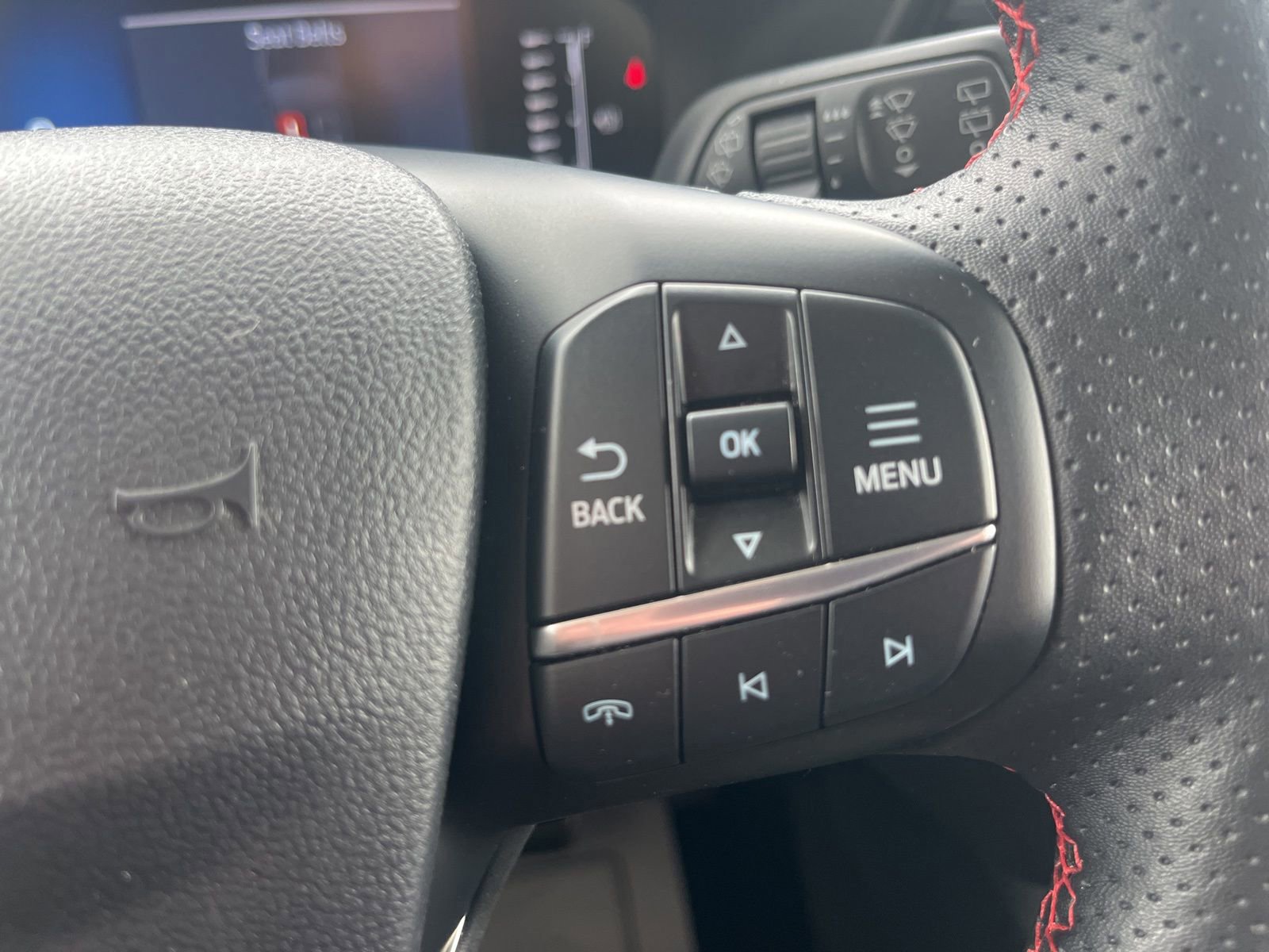 Certified 2024 Ford Escape ST-Line w/ Tech Pack #1 image 19