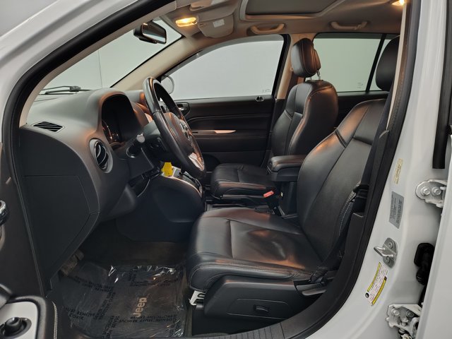 Used 2017 Jeep Compass High Altitude AWD/4WD image 18