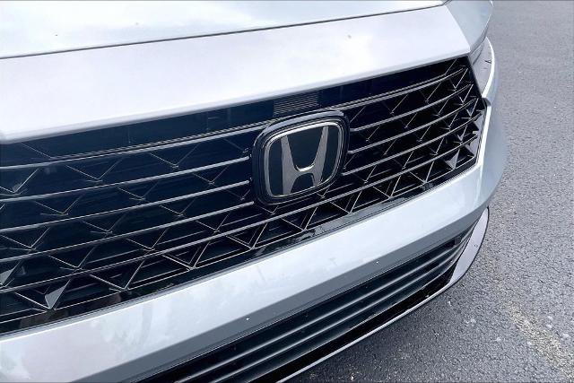 Used 2025 Honda Accord Touring image 30