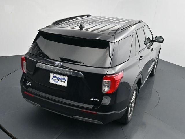 Certified 2023 Ford Explorer XLT w/ Equipment Group 202A AWD/4WD image 24