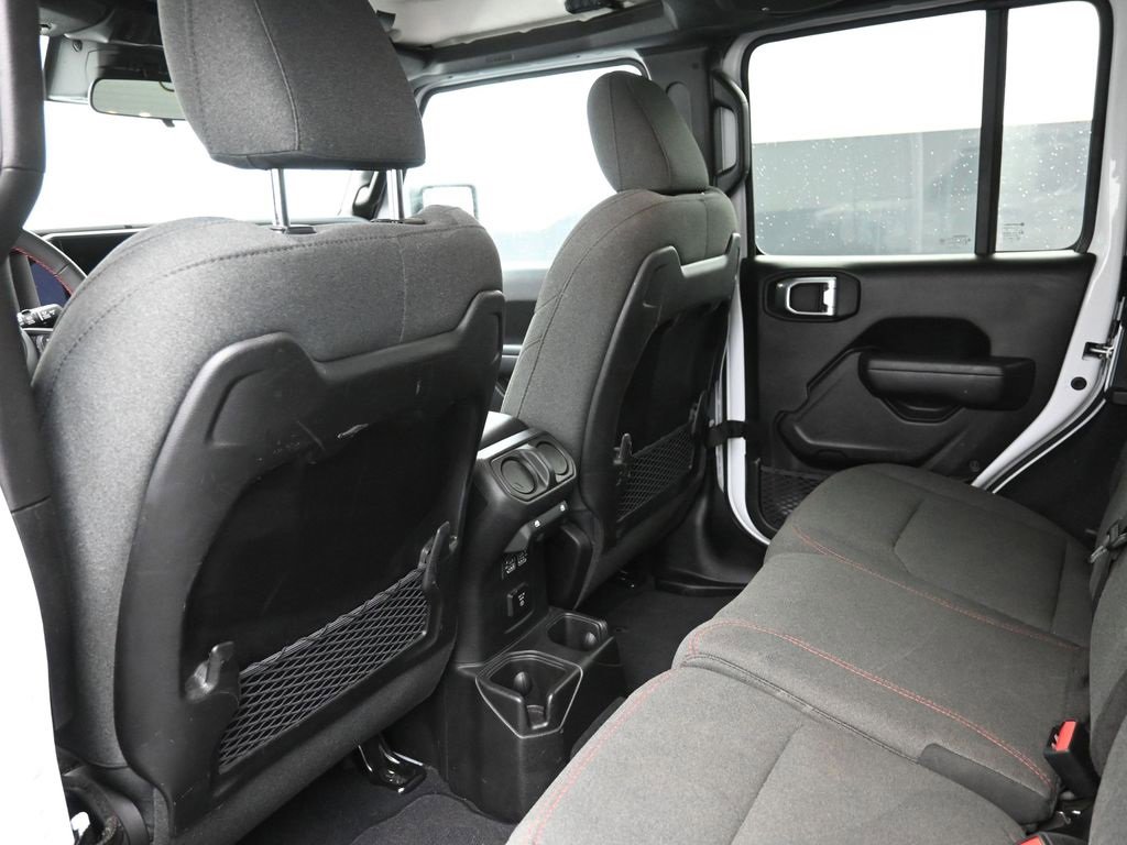 Used 2025 Jeep Wrangler Unlimited Rubicon image 25