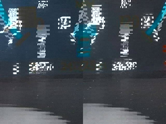 Certified 2023 Ford F150 Lariat w/ Equipment Group 502A High image 13