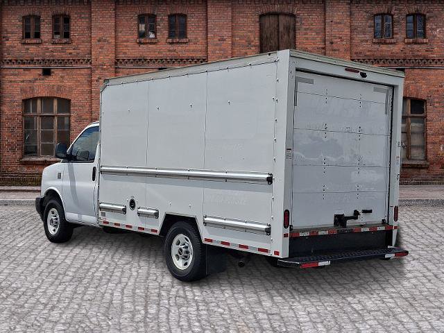 Used 2021 GMC Savana 3500 w/ Power Convenience Package RWD image 6
