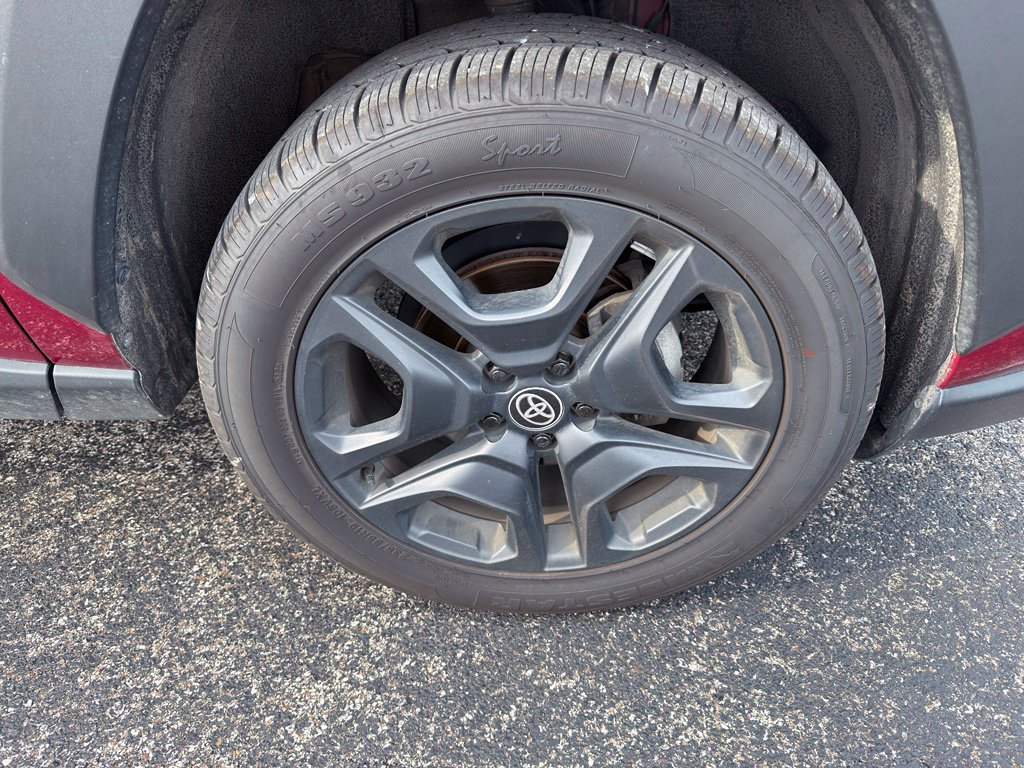 Used 2024 Toyota RAV4 Adventure AWD/4WD image 6