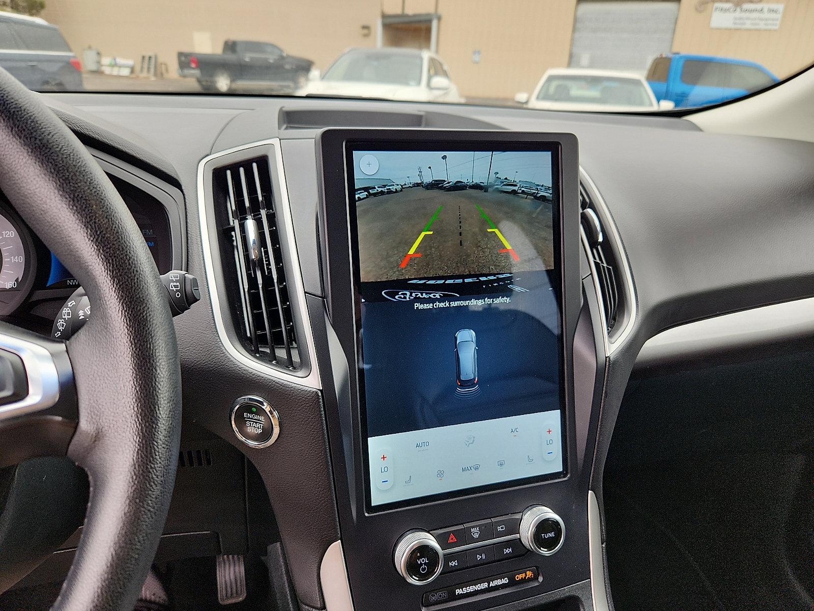 Certified 2024 Ford Edge SEL AWD/4WD image 11