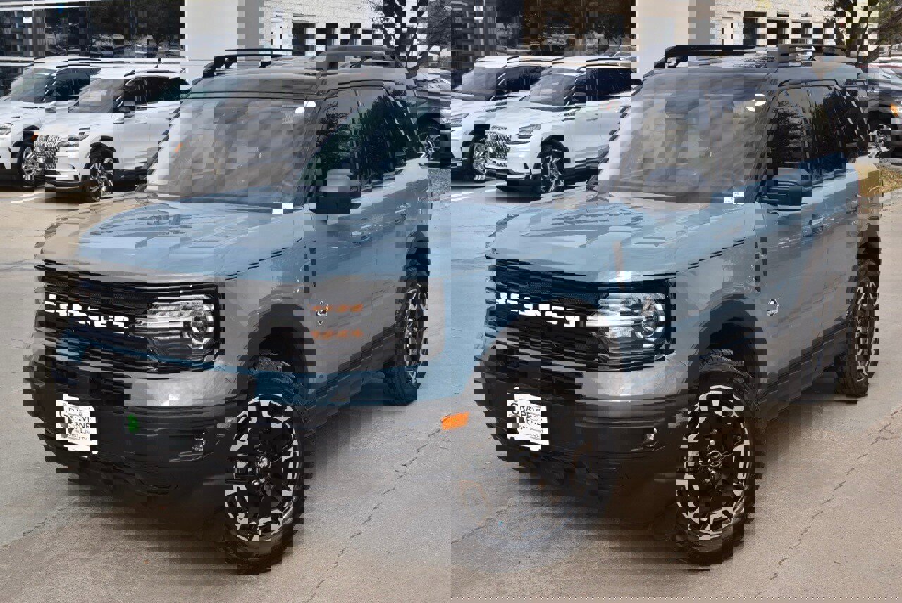 Certified 2023 Ford Bronco Sport Outer Banks w/ Tech Package image 41