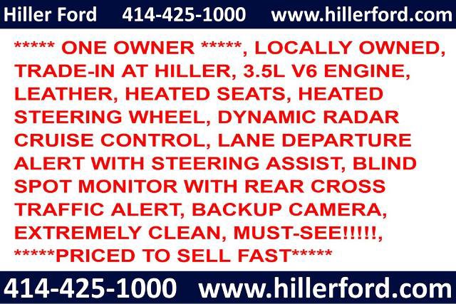 Used 2022 Toyota Camry XSE FWD image 2