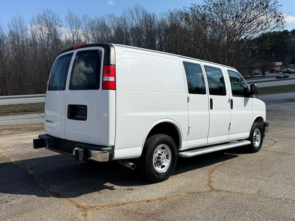 Used 2024 Chevrolet Express 2500 w/ Driver Convenience Package image 4
