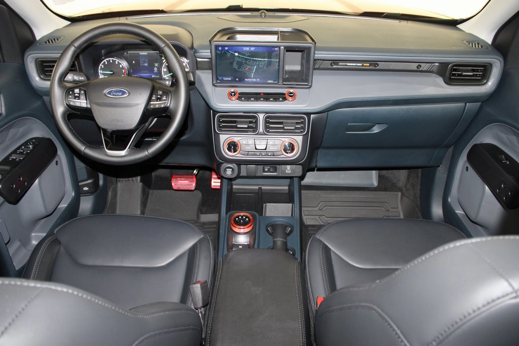 Certified 2024 Ford Maverick Lariat w/ Black Appearance Package image 12