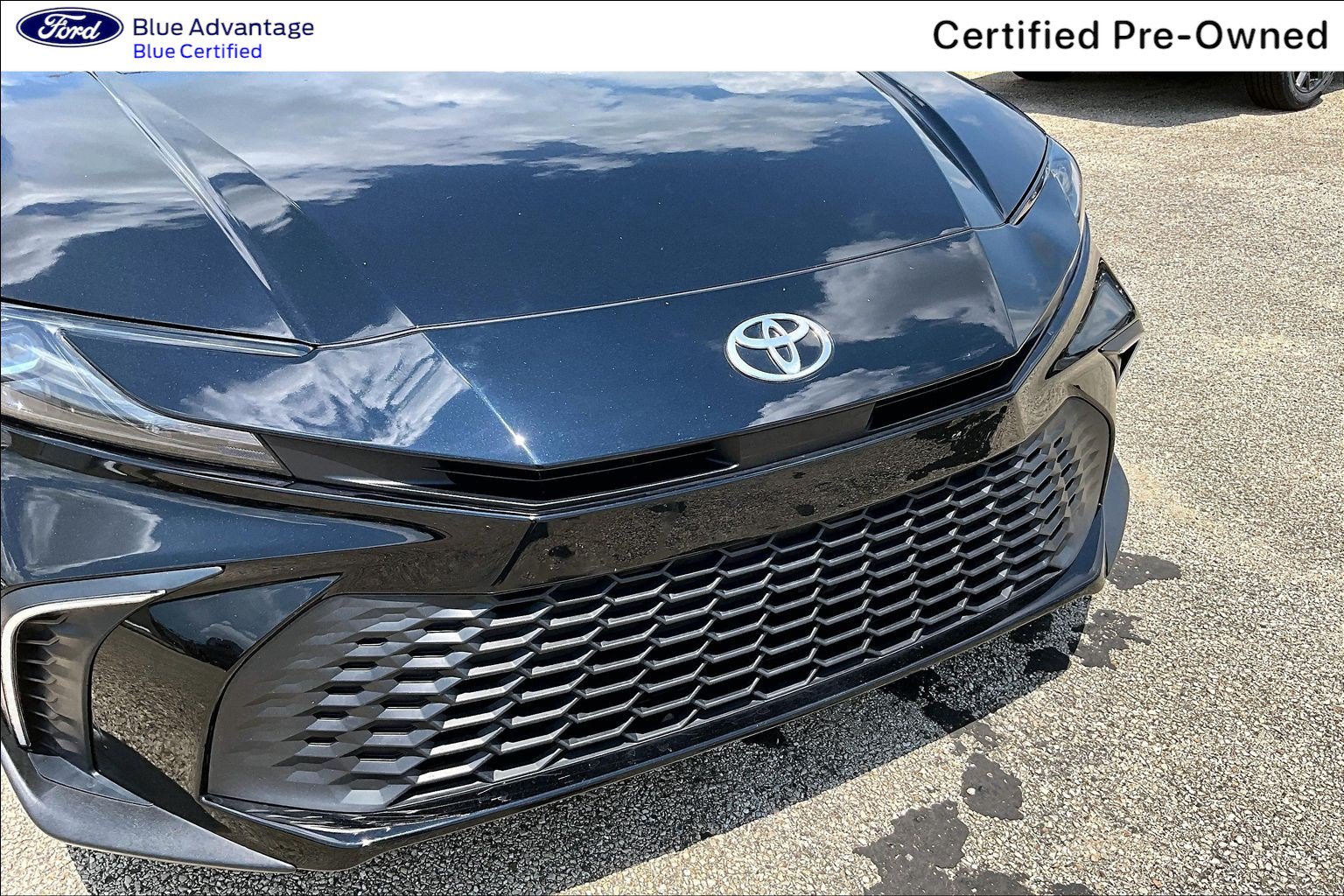 Used 2025 Toyota Camry SE w/ Convenience Package FWD image 31
