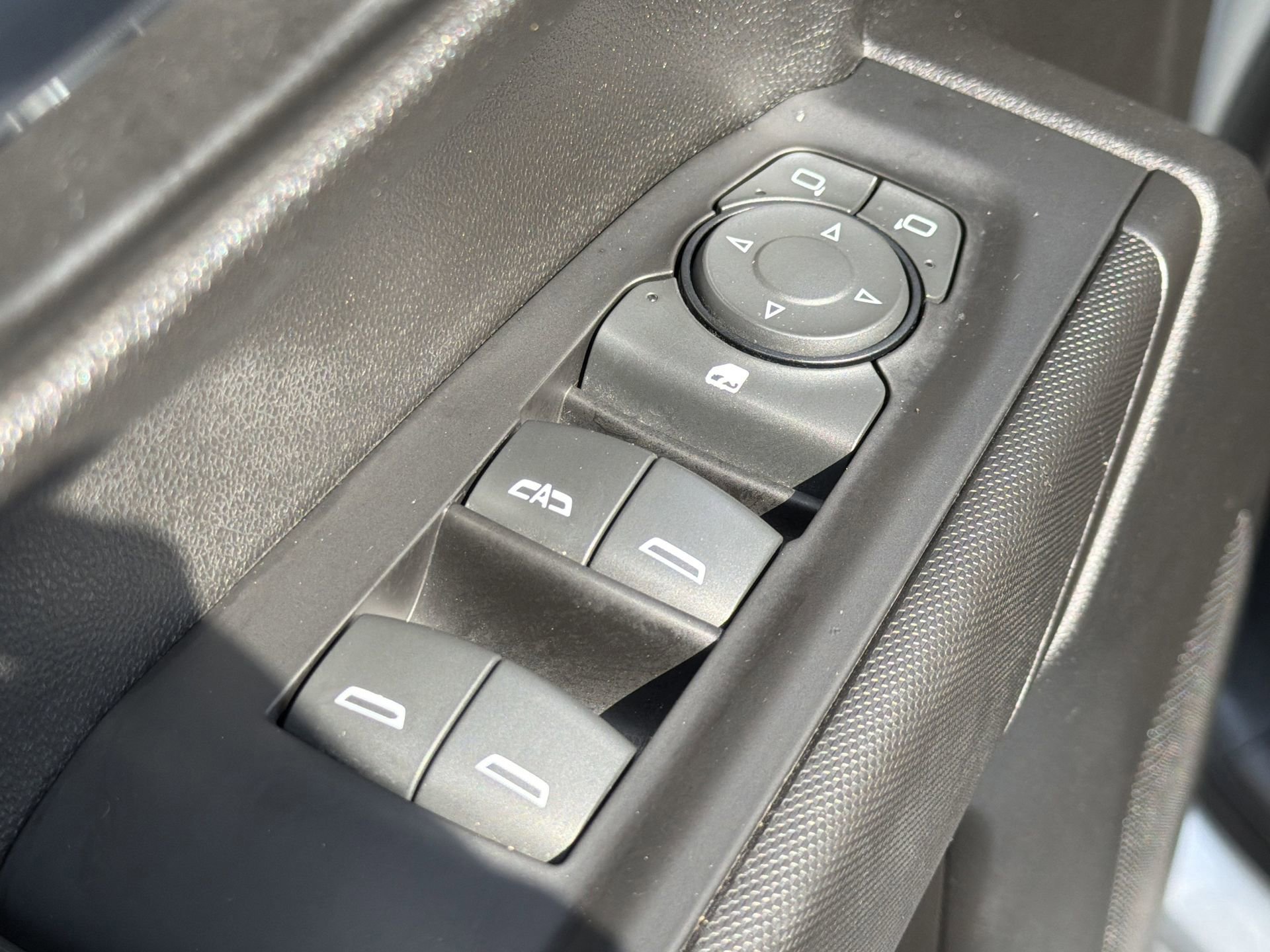 Used 2020 Chevrolet Silverado 1500 Custom Trail Boss w/ Custom Convenience Package image 23