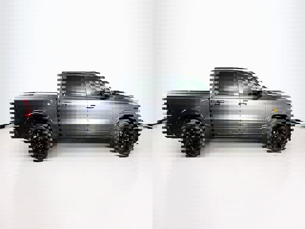 Used 2022 RAM 1500 Laramie image 6