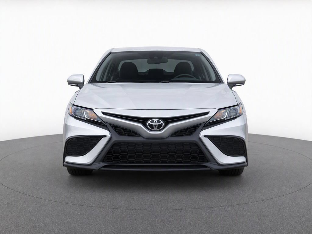 Used 2024 Toyota Camry SE w/ Convenience Package FWD image 7