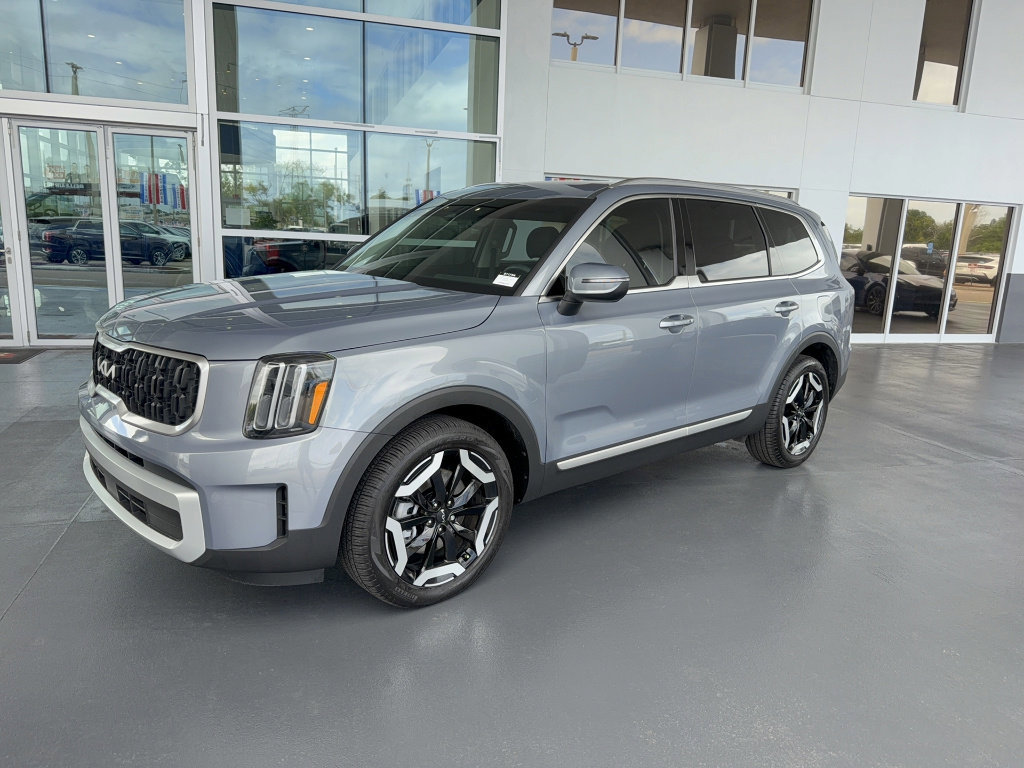 Used 2025 Kia Telluride EX image 5