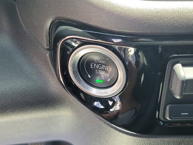Used 2025 GMC Sierra 1500 SLT RWD image 30