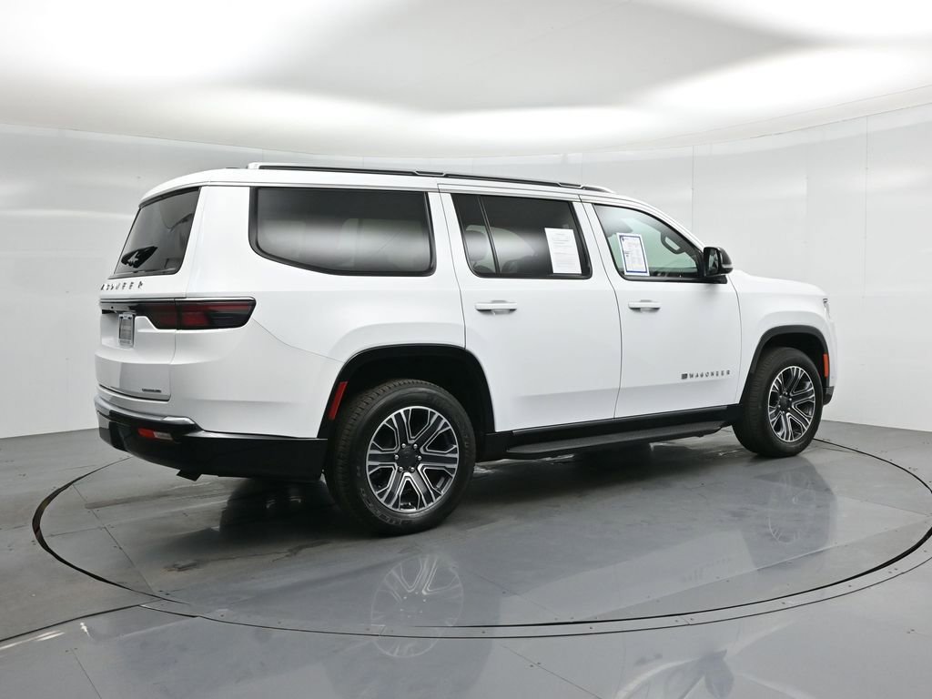 Used 2024 Jeep Wagoneer Series II w/ Flexible Seating Group image 31