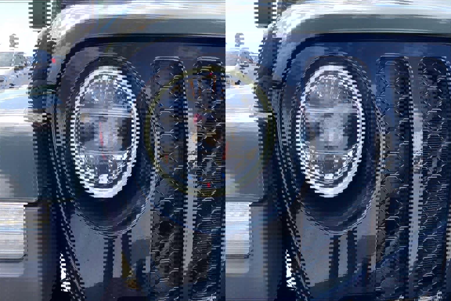 Used 2021 Jeep Gladiator Sport image 31