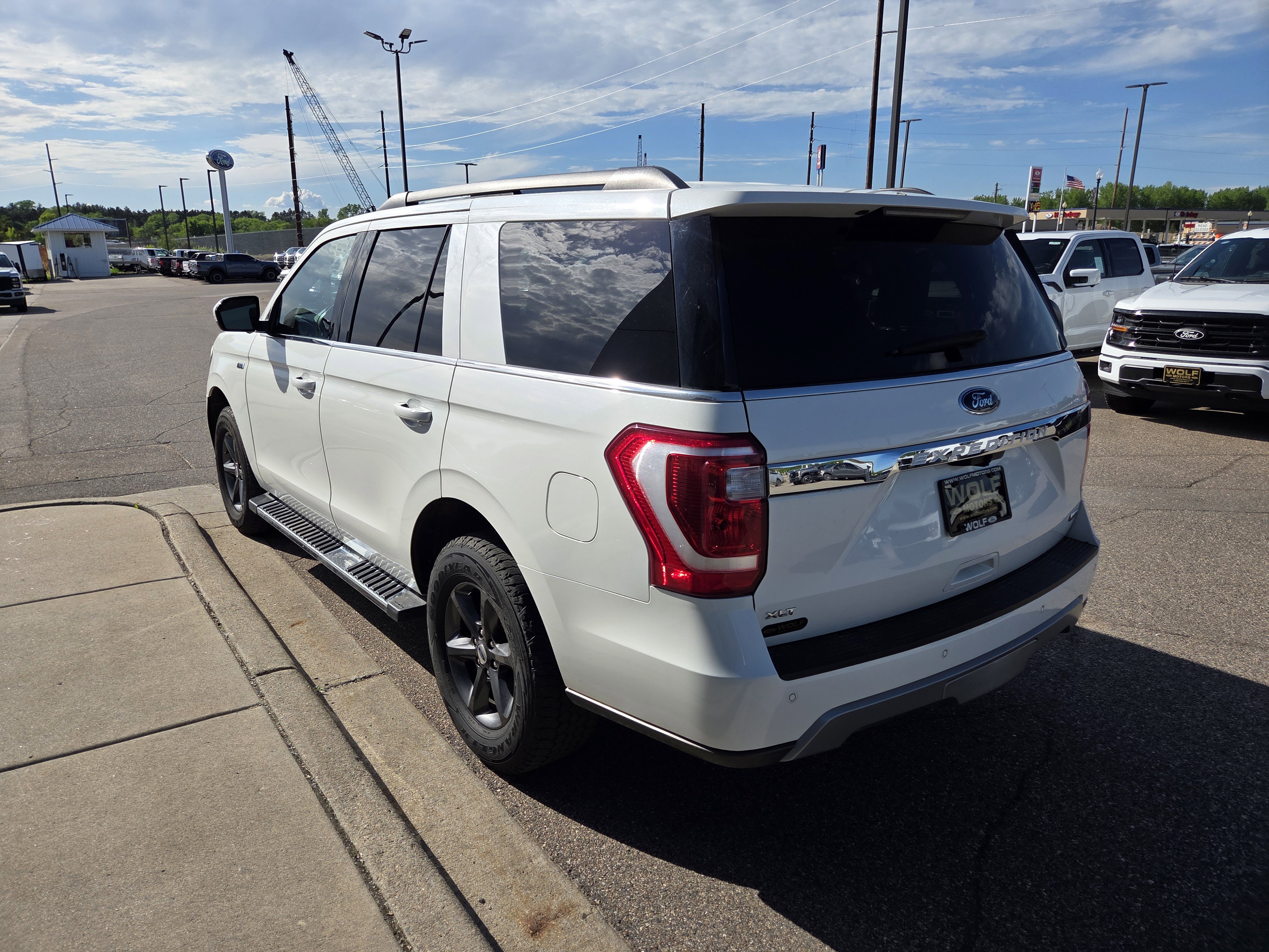 Certified 2020 Ford Expedition XLT w/ Equipment Group 202A AWD/4WD image 18