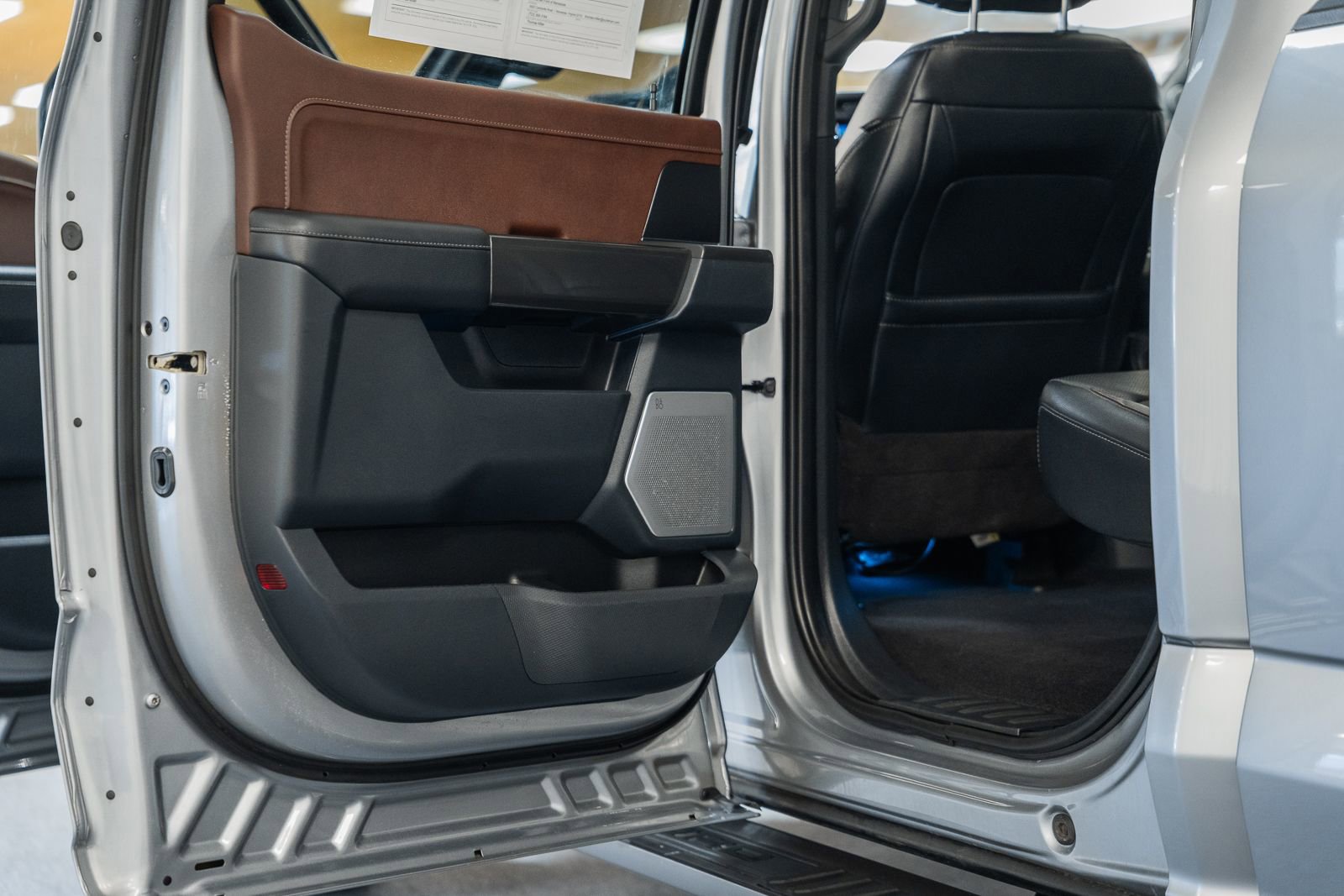 Certified 2023 Ford F150 Lariat w/ Equipment Group 502A High image 45