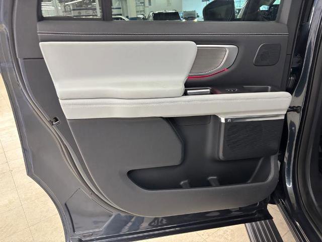 Certified 2025 Ford Expedition Max Platinum w/ Driver's Package AWD/4WD image 12