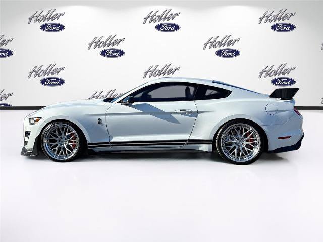 Certified 2022 Ford Mustang Shelby GT500 w/ Carbon Fiber Track Pack RWD image 5