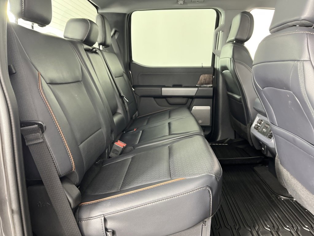 Certified 2025 Ford F350 Lariat image 30