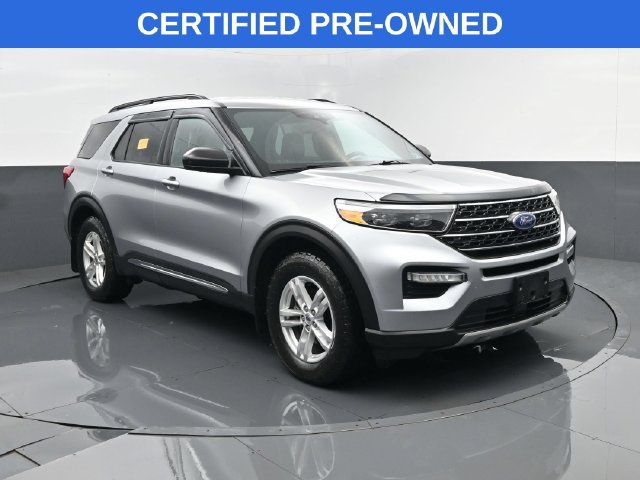 Certified 2020 Ford Explorer XLT w/ Equipment Group 202A AWD/4WD image 3