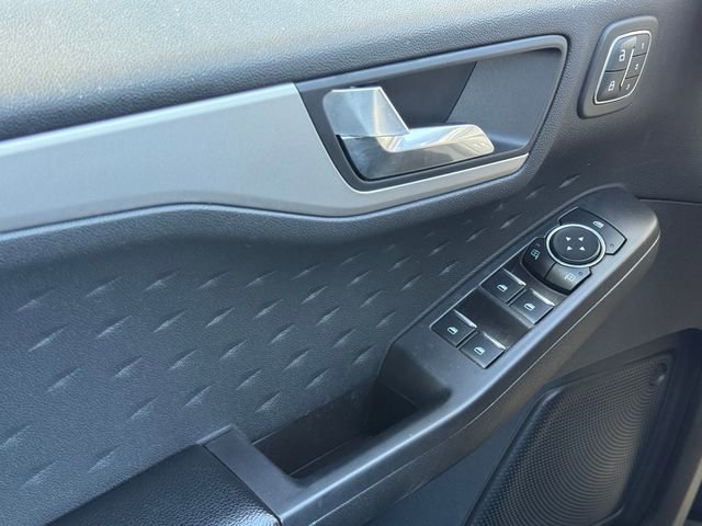 Certified 2020 Ford Escape SEL AWD/4WD image 33