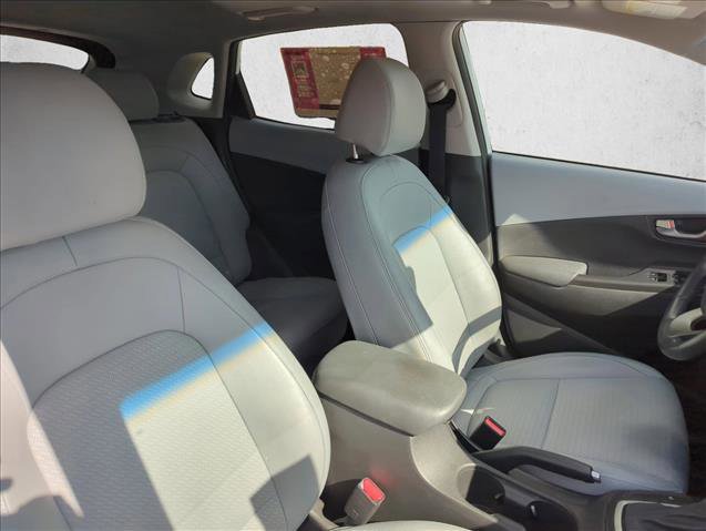 Used 2021 Hyundai Kona Limited image 27