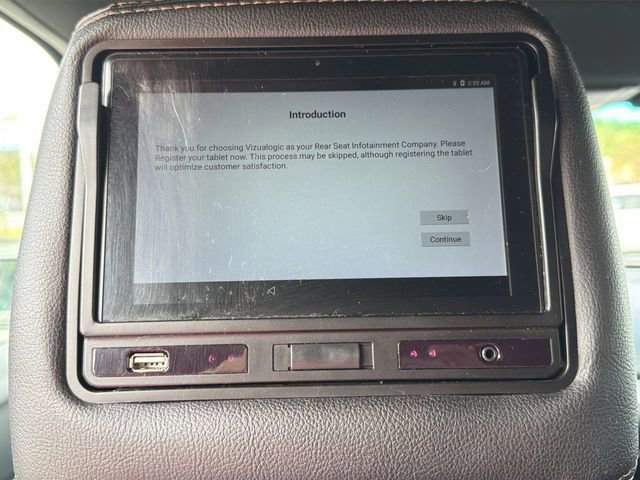 Certified 2017 Ford Explorer XLT w/ Equipment Group 202A image 32