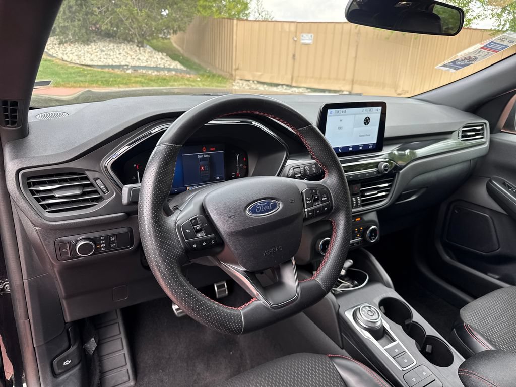 Certified 2024 Ford Escape ST-Line AWD/4WD image 14