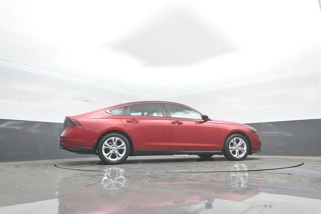 Used 2023 Honda Accord LX image 31