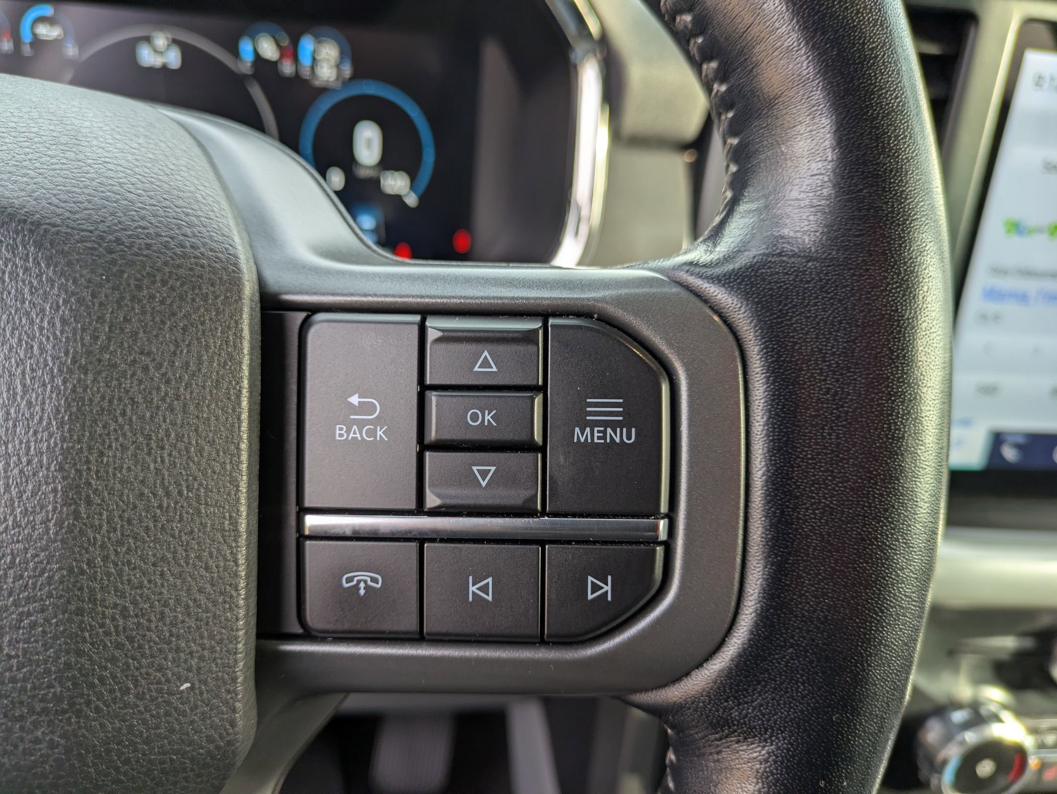 Certified 2022 Ford F150 Lariat w/ Equipment Group 502A High image 20