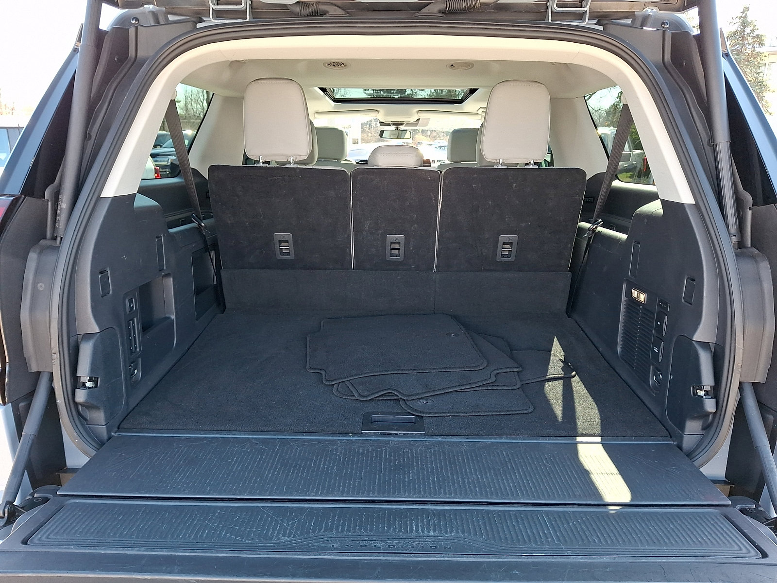 Certified 2025 Ford Expedition Max Active AWD/4WD image 34