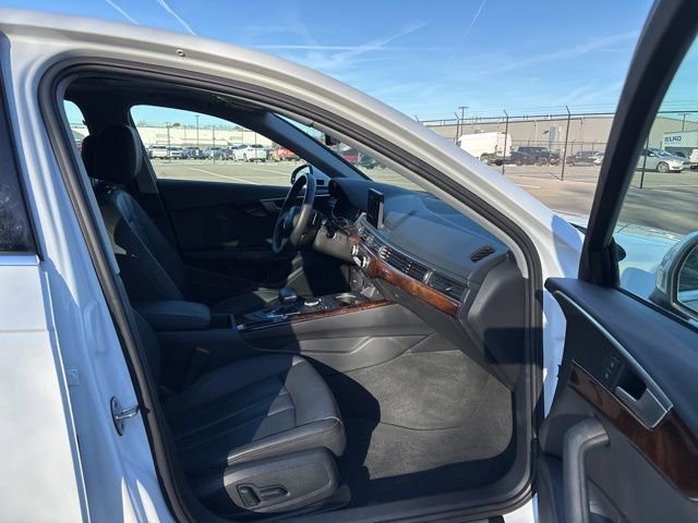 Used 2019 Audi A4 2.0T Premium w/ Convenience Package image 8
