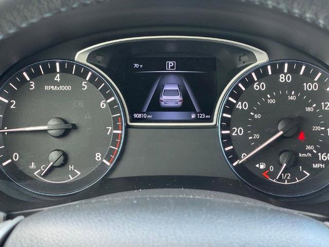 Used 2017 Nissan Altima 3.5 SR FWD image 12