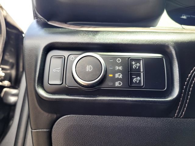 Certified 2024 Ford Explorer Platinum w/ Technology Package AWD/4WD image 17