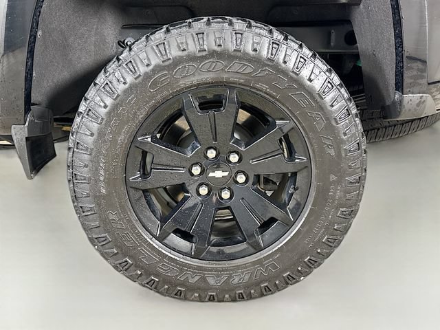 Used 2022 Chevrolet Colorado Z71 w/ Z71 Midnight Edition AWD/4WD image 28